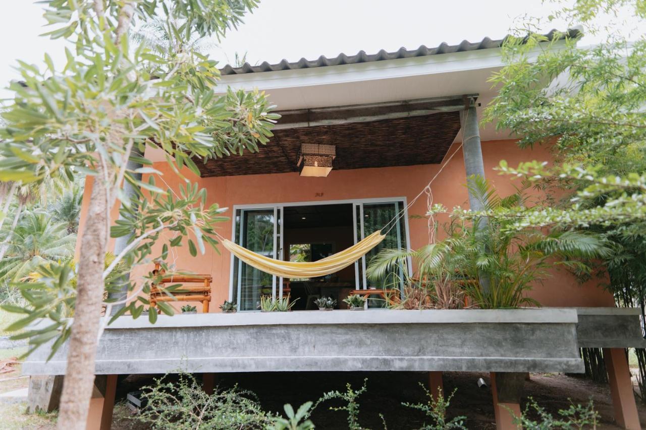 Dg House Villa Thongsala Exterior photo